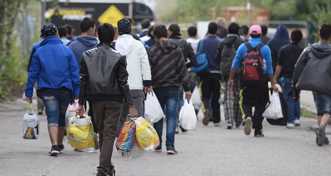 70.000 Syrer und Iraker wollen zu Verwandten in Deutschland Daily Sabah