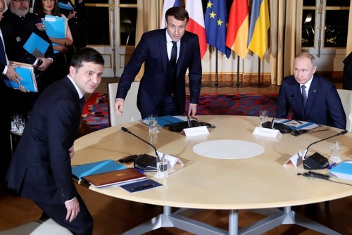https://iadsb.tmgrup.com.tr/63730e/0/0/0/0/800/534?u=https://idsb.tmgrup.com.tr/2019/12/09/putin-meets-ukraines-zelenskiy-for-first-time-at-paris-peace-summit-1575911103364.jpg&mw=500 https://iadsb.tmgrup.com.tr/63730e/0/0/0/0/800/534?u=https://idsb.tmgrup.com.tr/2019/12/09/putin-meets-ukraines-zelenskiy-for-first-time-at-paris-peace-summit-1575911103364.jpg&mw=500