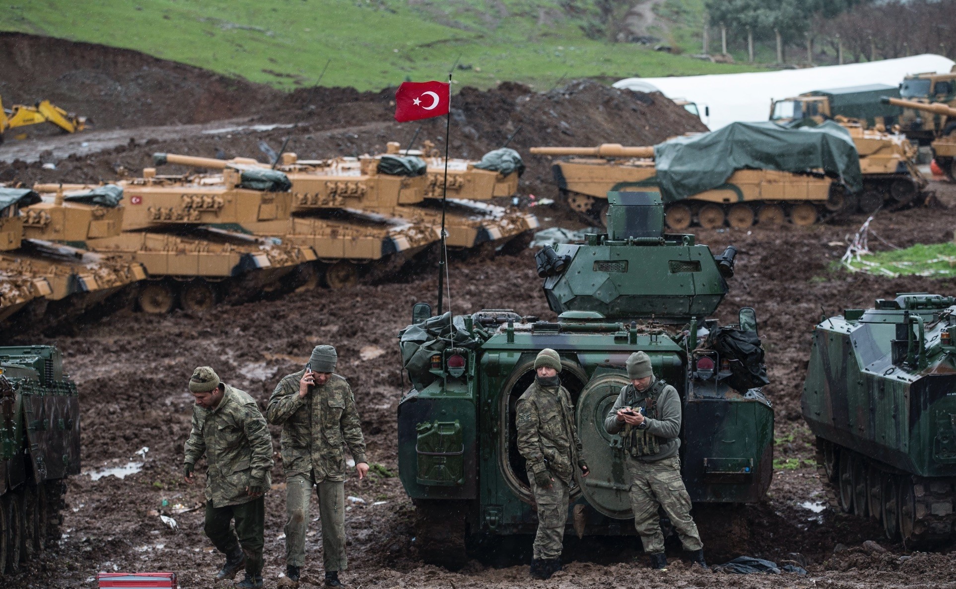 Turkish  soldiers training with tanks near the Turkish-Syrian border as part of the counterterrorism operation against  YPG terrorist elements in northern Syria, Hatay, Jan. 23. 