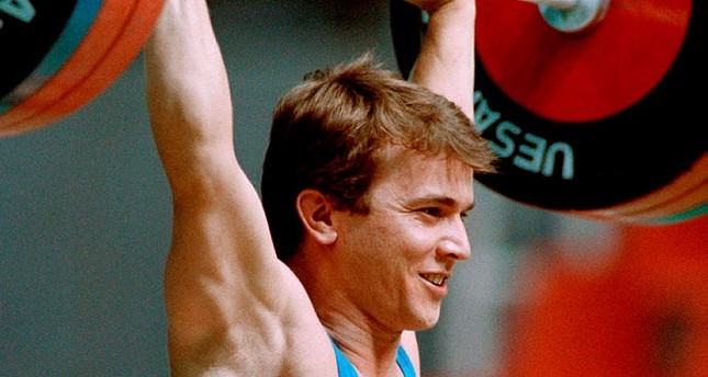 Naim Suleymanoglu / Turkey S Pocket Hercules Naim Suleymanoglu S Body Naim Suleymanoglu / Turkey S Pocket Hercules Naim Suleymanoglu S Body