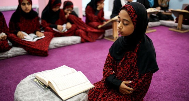 مركز تركي يعقد دورات في أحكام تلاوة القرآن الكريم لأطفال غزة