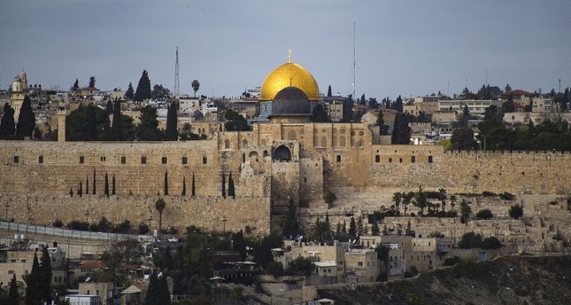 الشيخ عكرمة صبري: التلفريك الإسرائيلي محاولة جديدة لتهويد المسجد الأقصى