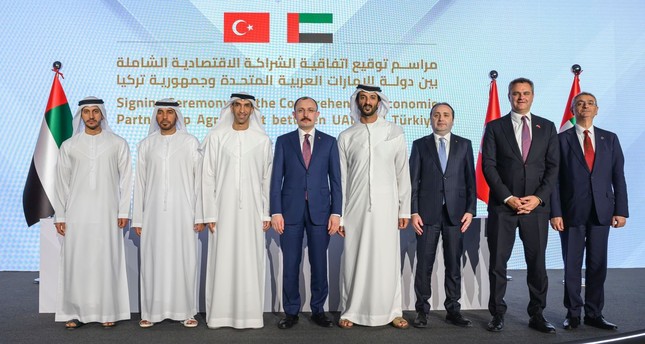 من حفل توقيع اتفاق الشراكة الاقتصادية الشاملة بين الإمارات وتركيا في إسطنبول، 3 مارس 2023 عن الصفحة الرسمية لسفارة الإمارات العربية في تركيا
