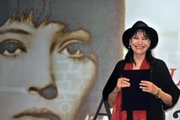 Anna Karina smiles during the 13th Pusan International Film Festival in Busan, Oct. 8, 2008. (AFP Photo)