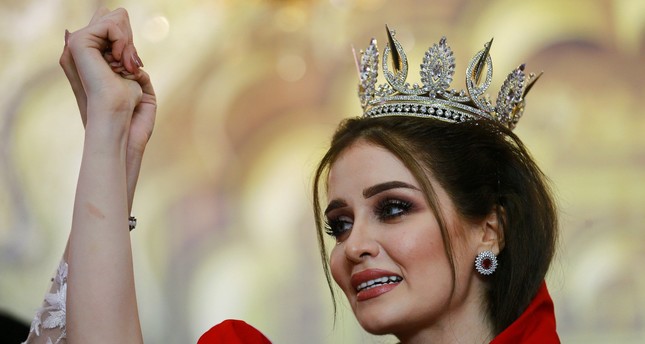 تجريد ملكة جمال العراق من اللقب بعد اكتشاف أنها متزوجة