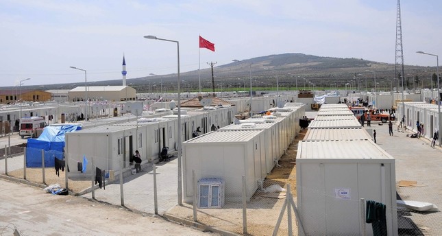 من المخيمات التي بنتها تركيا للاجئين السوريين الأناضول