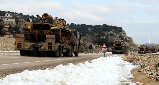 الجيش التركي يرسل تعزيزات ووحدات كوماندوز إلى حدود إدلب