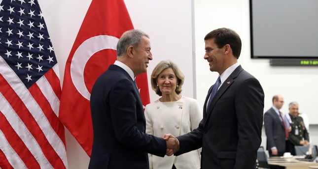 آقار وإسبر يؤكدان أهمية مواصلة الحوار بين تركيا وأمريكا