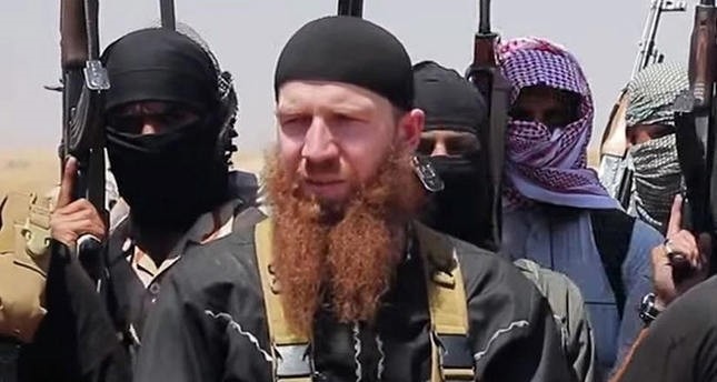 داعش يعترف بمقتل وزير حربه والقائد العسكري الأبرز عمر الشيشاني