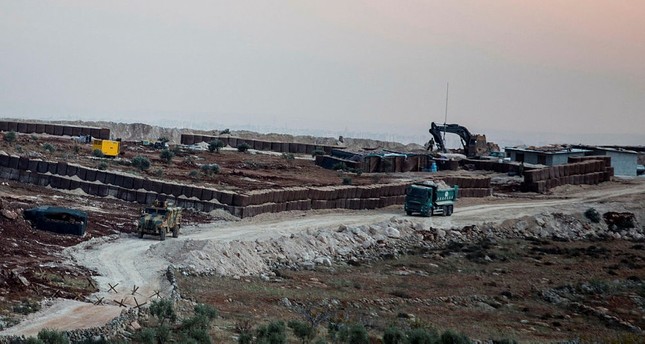 Türkisches Militär verstärkt Präsenz an Idlib-Afrin-Grenze