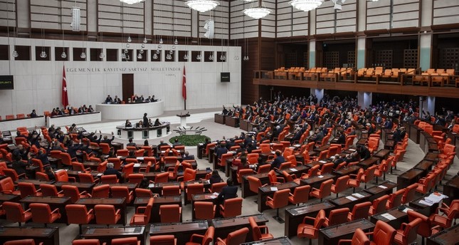 البرلمان التركي صادق على مذكرة التفاهم المتعلقة بتحديد مجالات الصلاحية البحرية بين تركيا وليبيا.