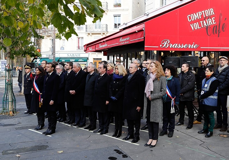 French President Emmanuel Macron (3-L) and Mayor of Paris Anne Hidalgo (2-L) during a ceremony marking the second anniversary of the Paris attacks of November 2015 in which 130 people were killed, Paris, France, Nov. 13, 2017. (EPA Photo)