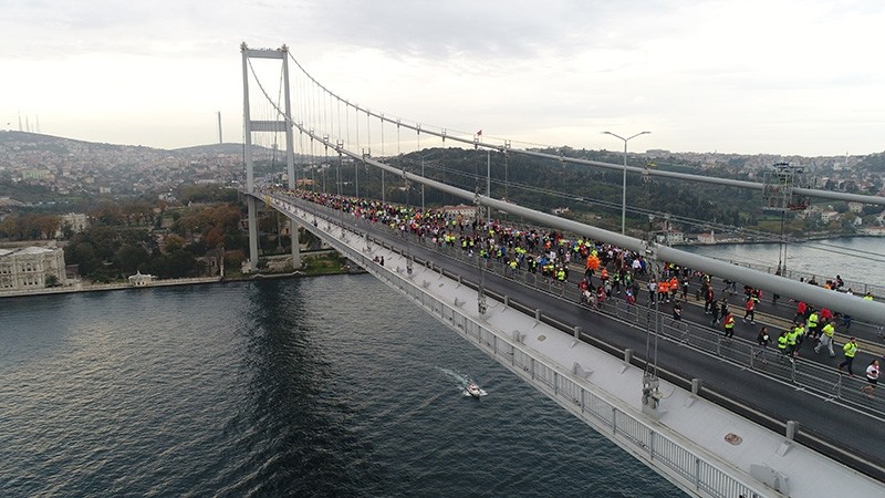 Over 100,000 runners take part in 39th Vodafone Istanbul Marathon 