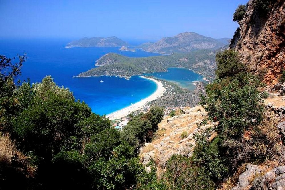 The 540 kilometer Lycian Way, which is accepted as one of the world's 10 best long distance walking routes, is a path from Fethiye in Muu011fla reaching all the way to Antalya.