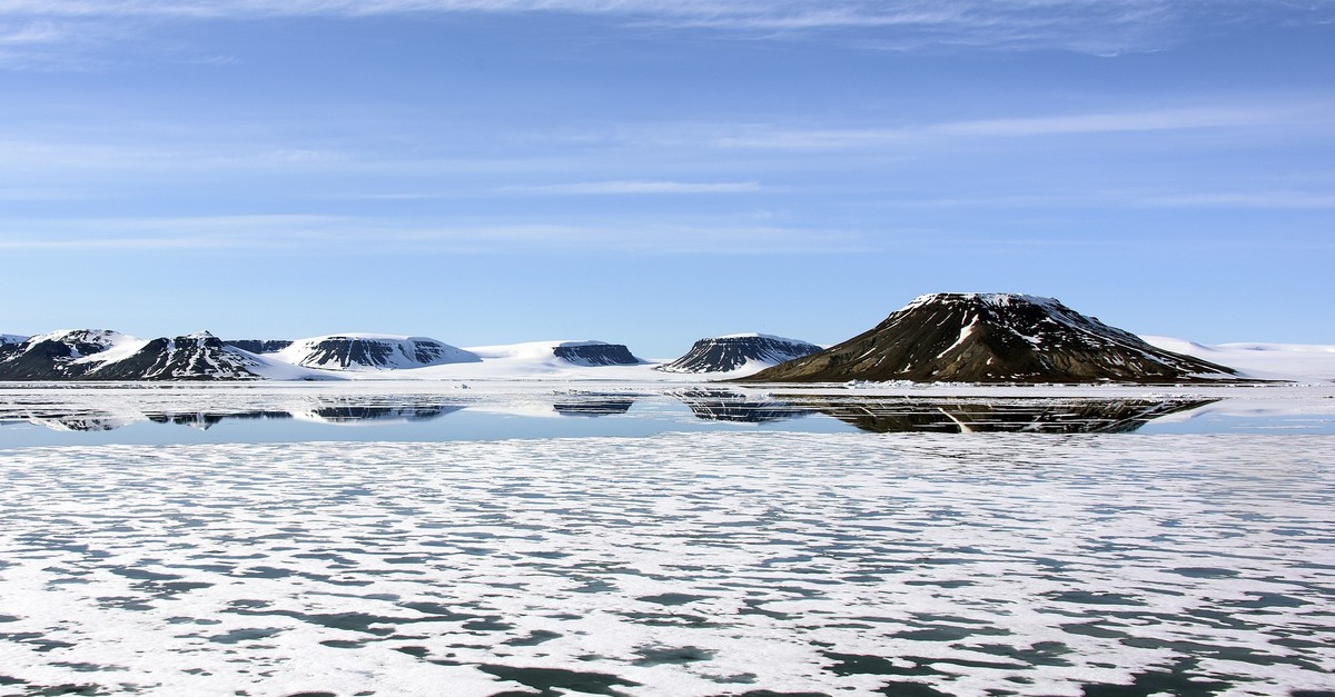 Suhu Terpanas di Kutub Utara Cetak Rekor, 38 Derajat Celcius!