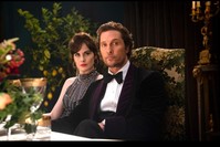 Michelle Dockery and Matthew McConaughey in ,The Gentlemen., 