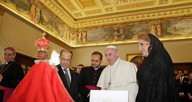 الرئيس اللبناني عون في زيارة إلى الفاتيكان