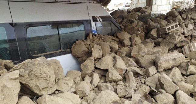 مقتل 7 مواطنين أتراك إثر زلزال ضرب ولاية وان التركية الحدودية مع إيران