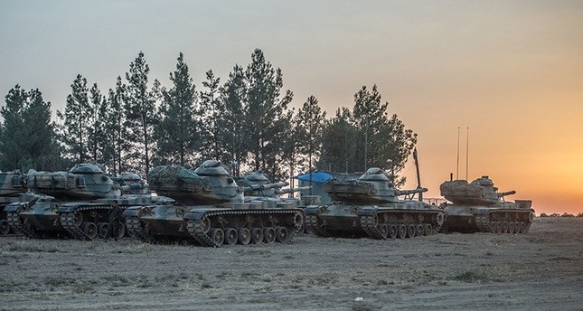تركيا والجيش السوري الحر يبدءان التحرك لتحرير منطقة الباب من داعش