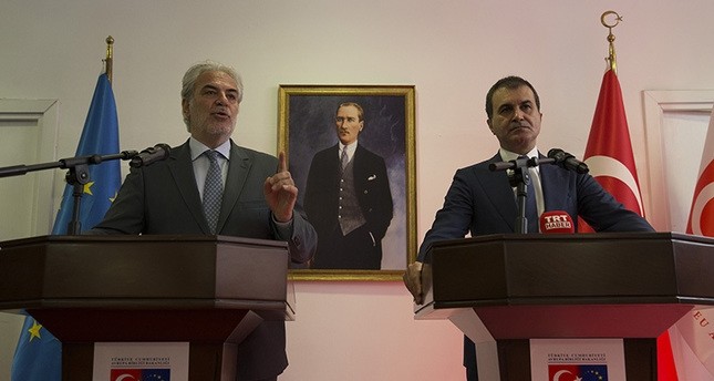 Der türkische EU-Minister Ömer Çelik und Christos Stylianides vom Europäischen Amt für Humanitäre Hilfe. AA