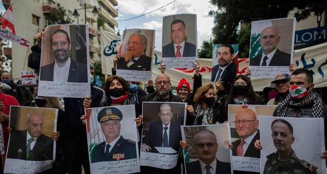 جانب من الوقفة الاحتجاجية في بيروت AP