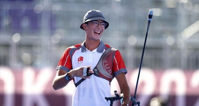 البطل الأولمبي التركي ميته كازوز، 23 عاماً، فاز في يوليو/ تموز 2021، بالميدالية الذهبية في فردي الرجال بالرماية ضمن منافسات أولمبياد طوكيو 2020 أرشيفية