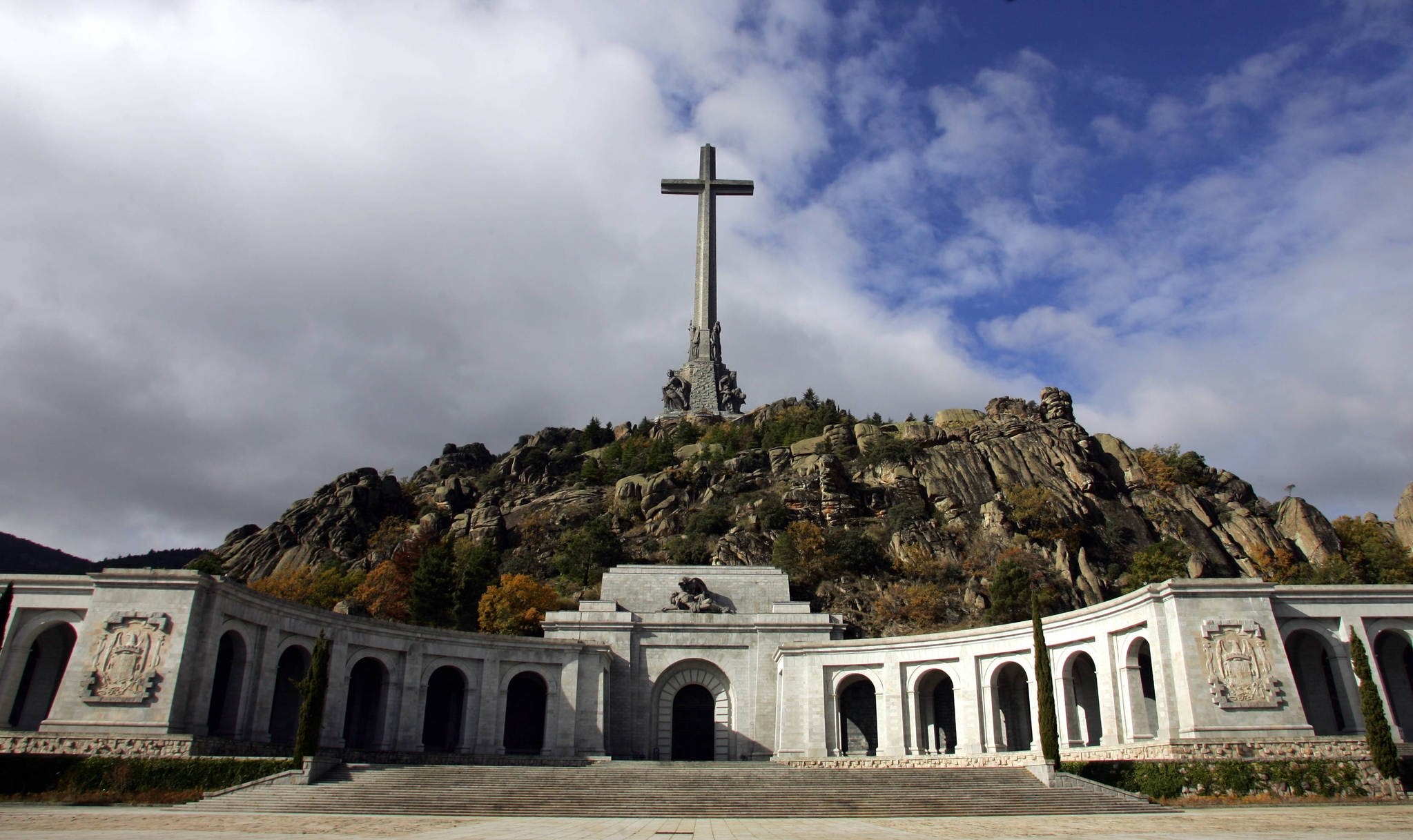 This photo taken on Nov. 13, 2005 shows a view of the Valle de los Caidos a monument to the Francoist combatants who died during the Spanish civil war and Franco's final resting place. (AFP Photo)