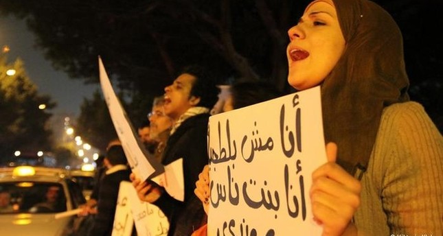 الأمن المصري يلقي القبض على ناشطة انتقدت التحرش الجنسي