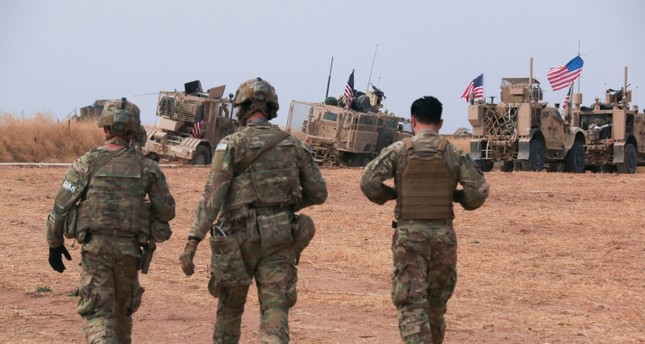 قوات أمريكية في تل تمر تعمل على سحب مقاتلي تنظيم ب ي د الإرهابي AP