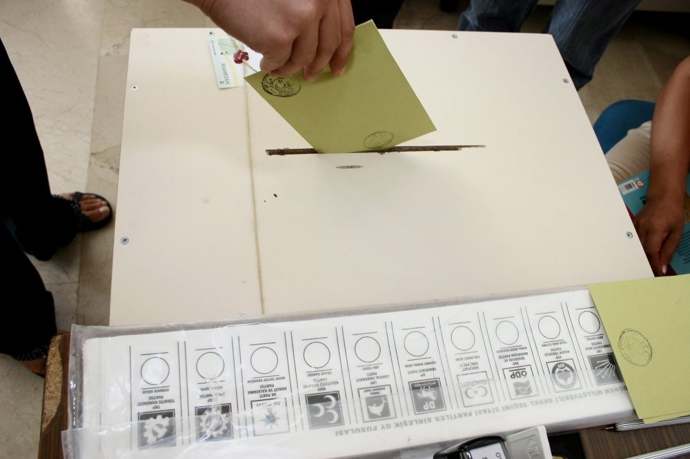 Formed by the AK Party and the MHP for the June 24 elections, the People's Alliance won a majority 340 seats in Parliament. 