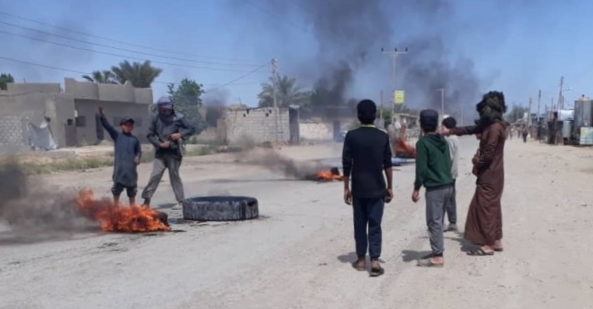 A group of civilians protesting the Peopleu2019s Protection Unitsu2019 (YPG) in northeastern Syriau2019s Deir el-Zour, May 9, 2019.