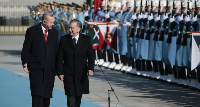 أردوغان يستقبل نظيره الأوزبكي شوكت ميرضيائيف في العاصمة أنقرة