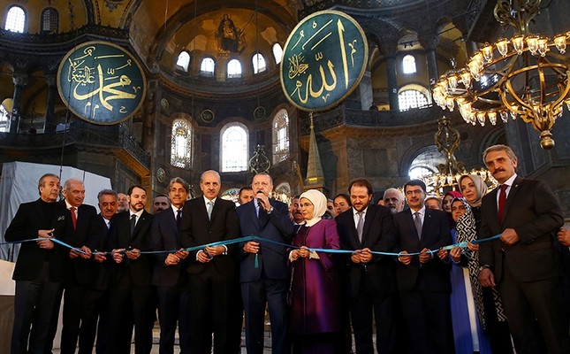 President Recep Tayyip Erdoğan attends opening ceremony of Yeditepe Biennial at the Byzantine-era monument of Hagia Sophia, known as Ayasofya which is now a museum, in Istanbul, Turkey March 31, 2018. (Photo: Kayhan Özer/ Presidential Photo Service)