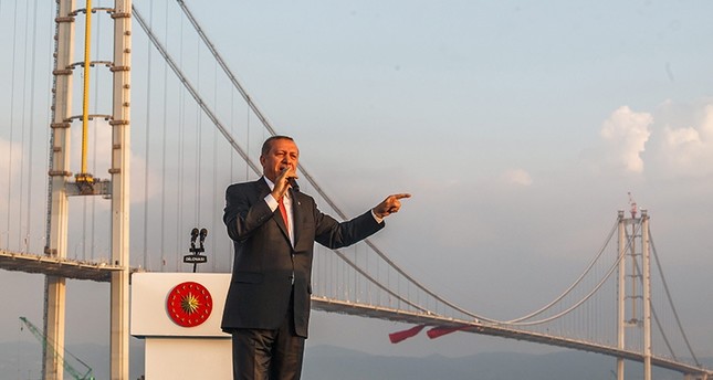 تركيا تفتتح رابع أطول جسر معلق في العالم