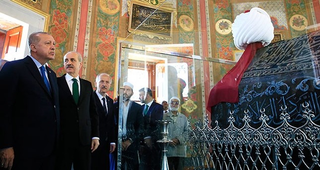 الرئيس أردوغان يفتتح ضريح السلطان محمد الفاتح بعد ترميمه