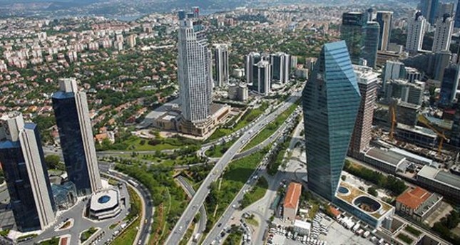 وزير المالية التركي يتوقع نمواً اقتصادياً أقوى في الربع الأخير من العام