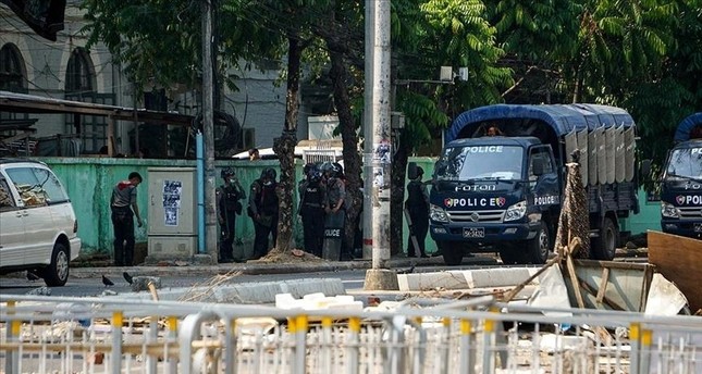 انقلاب ميانمار.. احتجاز صحفية في حبس انفرادي لصومها رمضان