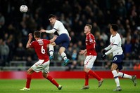 Tottenham Hotspur's Giovani Lo Celso in action with Middlesbrough's Dael Fry, London, Jan. 14, 2020 (Reuters Photo)                  