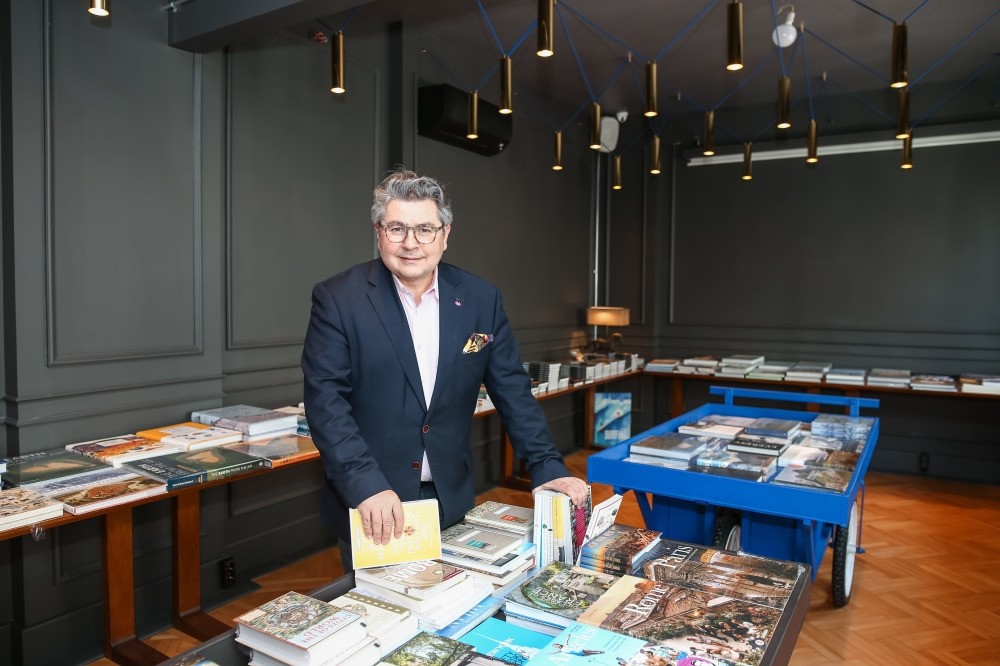 Global Resources Chairman Mehmet u00d6u011fu00fctu00e7u00fc.