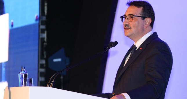 وزير الموارد الطبيعية التركي: سنصبح دولة مركزية في مجال الطاقة