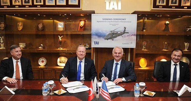 تركيا توقع اتفاقية تعاون لعشر سنوات مع شركة طائرات أمريكية