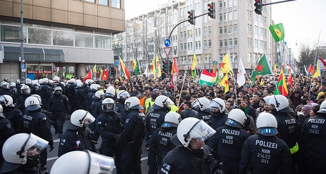 إحدى المظاهرات التي نظمها المركز في كولن الألمانية