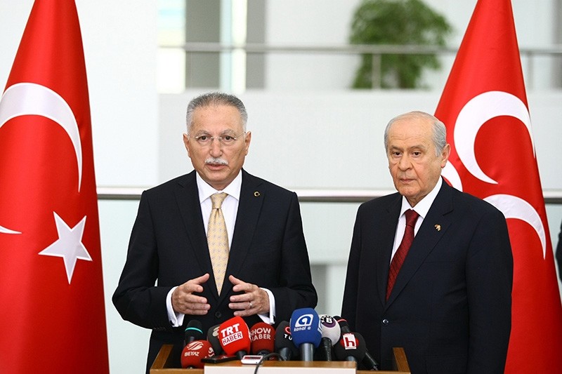 Ekmeleddin Ihsanou011flu (left) speaks after a meeting with MHP Chairman Devlet Bahu00e7eli (right) in this undated file photo (Sabah Photo)