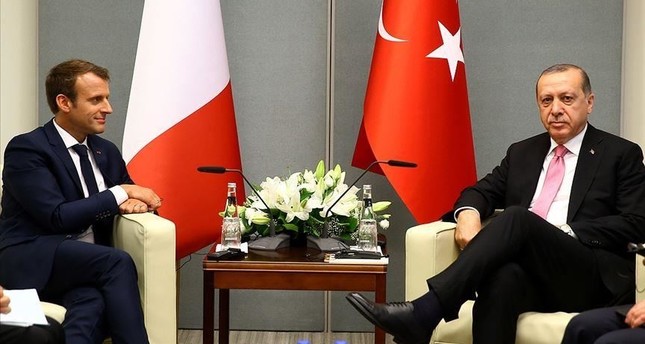 أردوغان يؤكد لماكرون أن تركيا تؤيد الحوار لحل المشاكل الراهنة