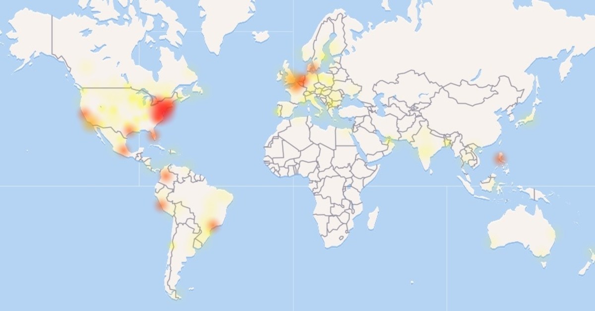 The downdetector.com map showing major outages of Facebook