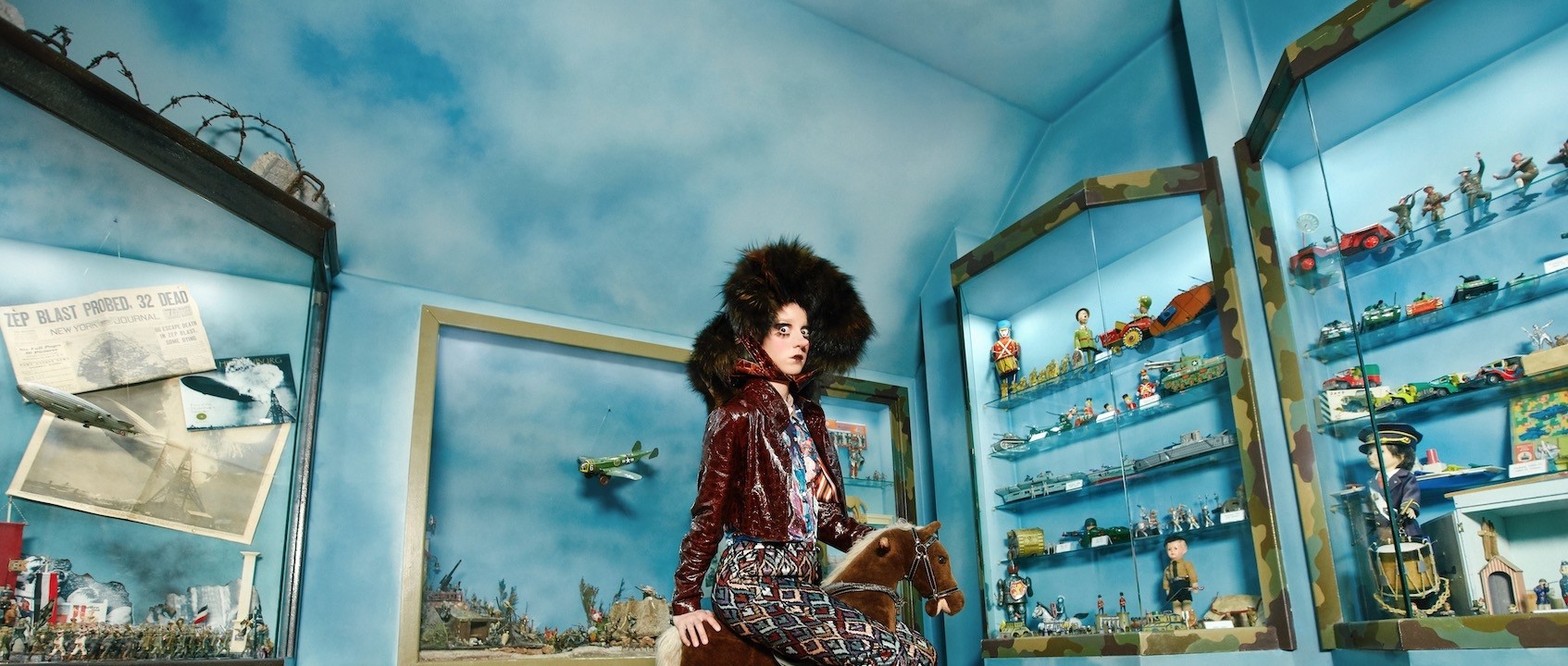 Bau015fak Cankeu015f has created quilts and paintings with artists by using traditional leather carving arts.