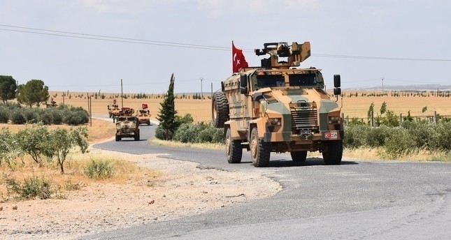القوات التركية والأمريكية تسيران الدورية الـ30 في منطقة منبج السورية