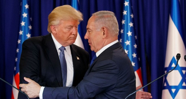 U.S. President Donald Trump shakes hands with Israeli Prime Minister Benjamin Netanyahu after making a joint statement in Jerusalem, May 22, 2017.