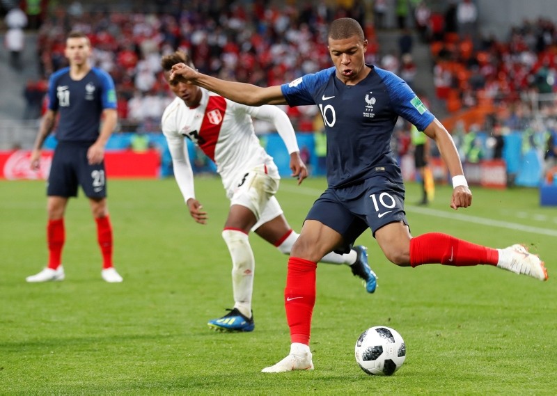 Kylian Mbappu00e9 of France in action during the FIFA World Cup 2018 group C preliminary round soccer match between France and Peru in Ekaterinburg, Russia, 21 June 2018. (EPA Photo)