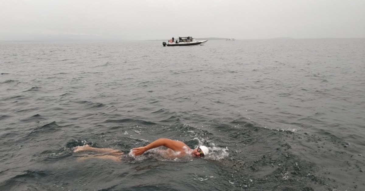 Turkish Man Becomes First Muslim To Swim Across The North Channel Daily Sabah